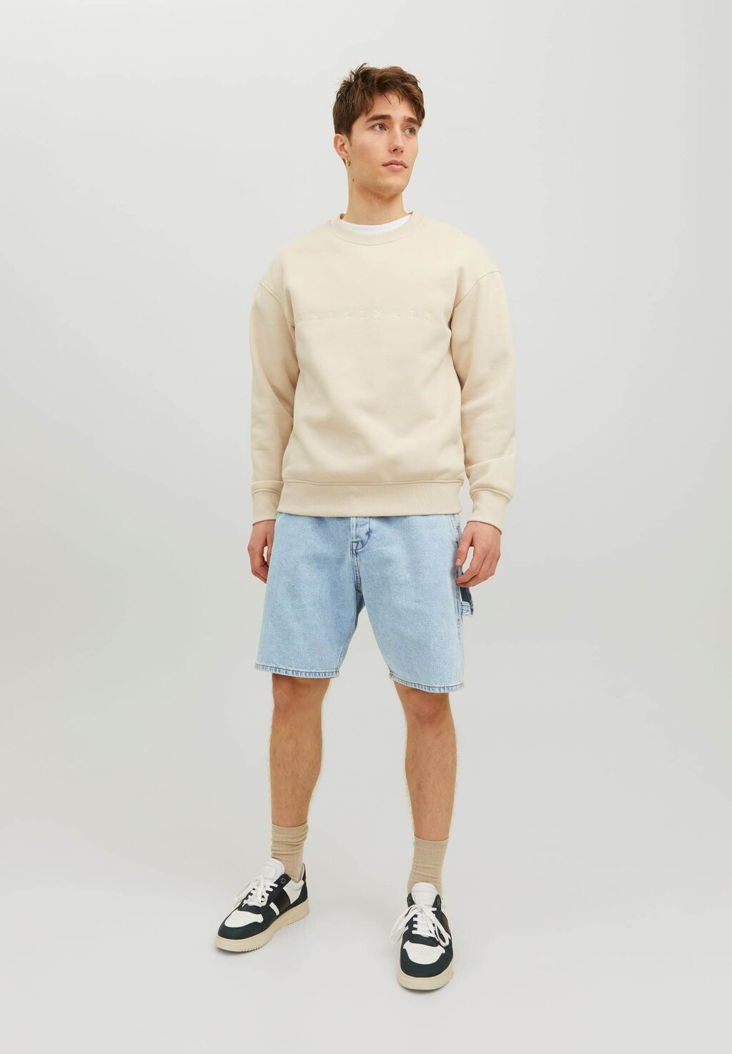 

Джинсовые шорты Jack & Jones