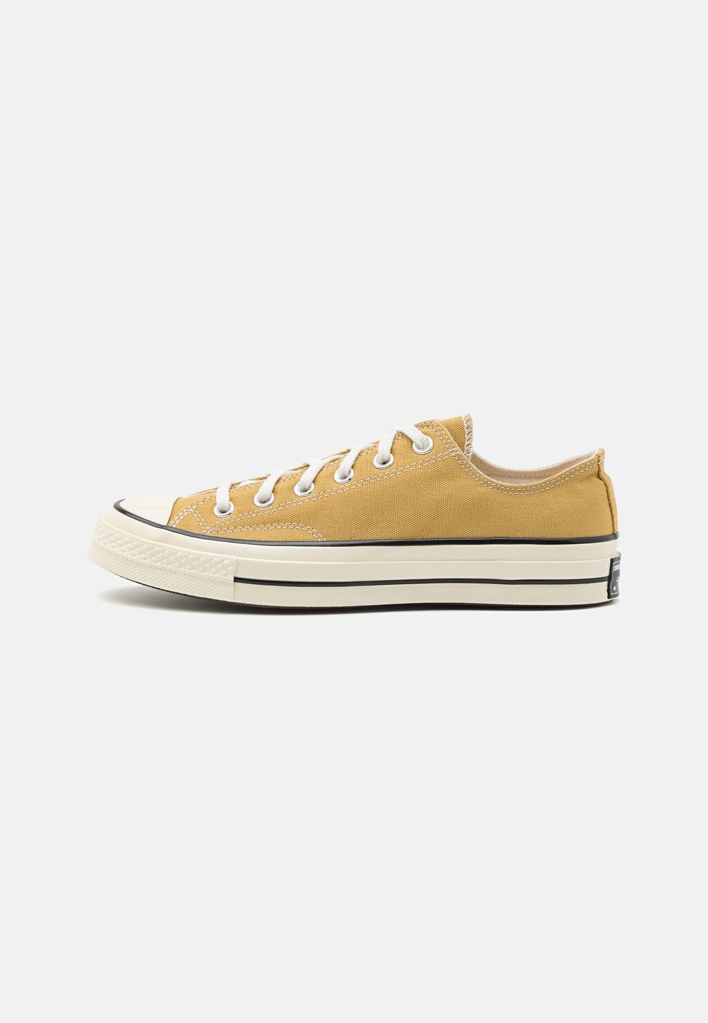 

Кроссовки Converse