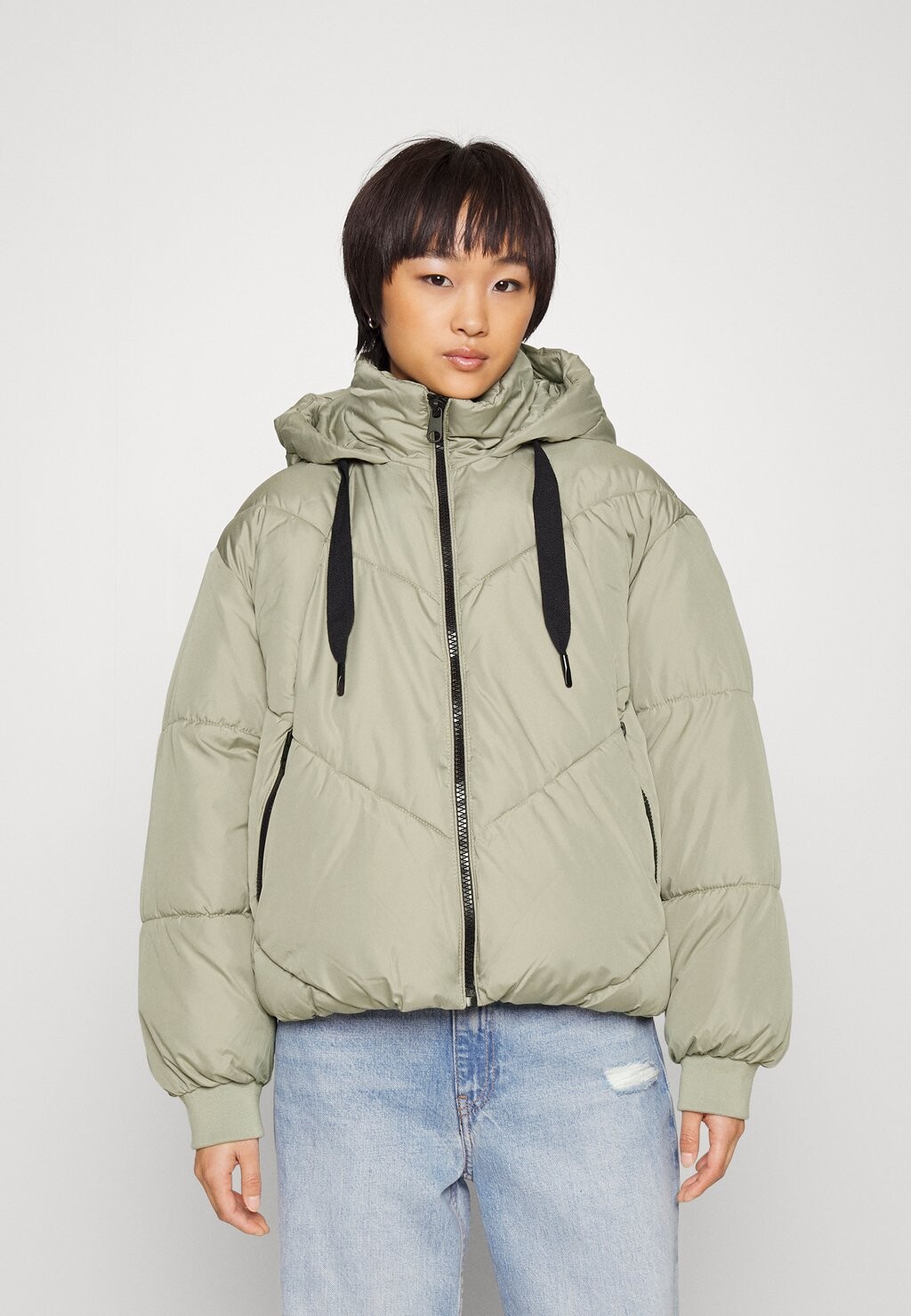 

Куртка зимняя Vero Moda, Серый