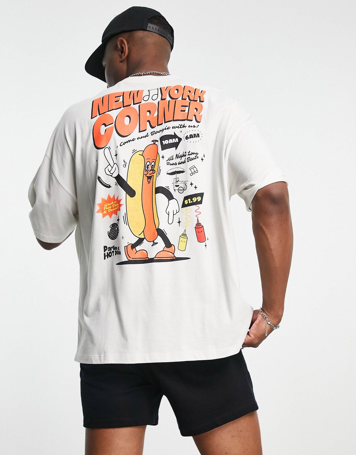 

Белая оверсайз-футболка ASOS DESIGN с принтом \"хот-дог\" на спине и груди ASOS DESIGN