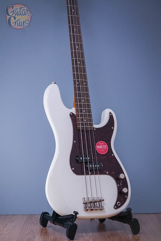 Squier Classic Vibe '60s Precision Bass LF Olympic White батарейка cmos cr1632fv lf