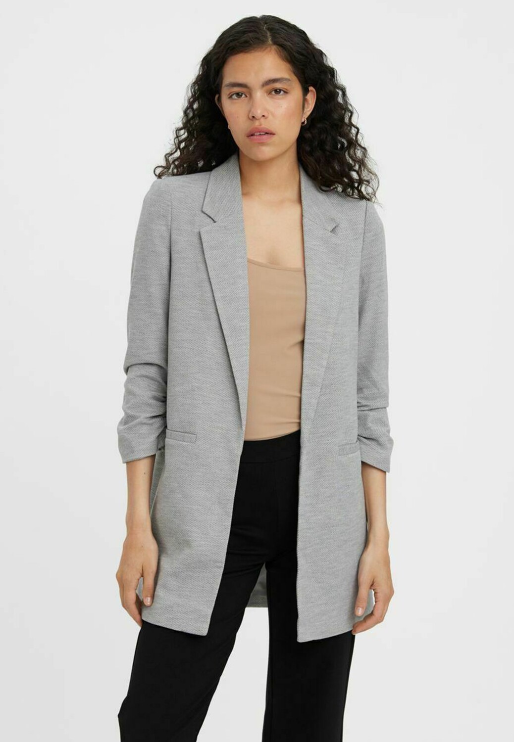 Пальто короткое Vero Moda, серый