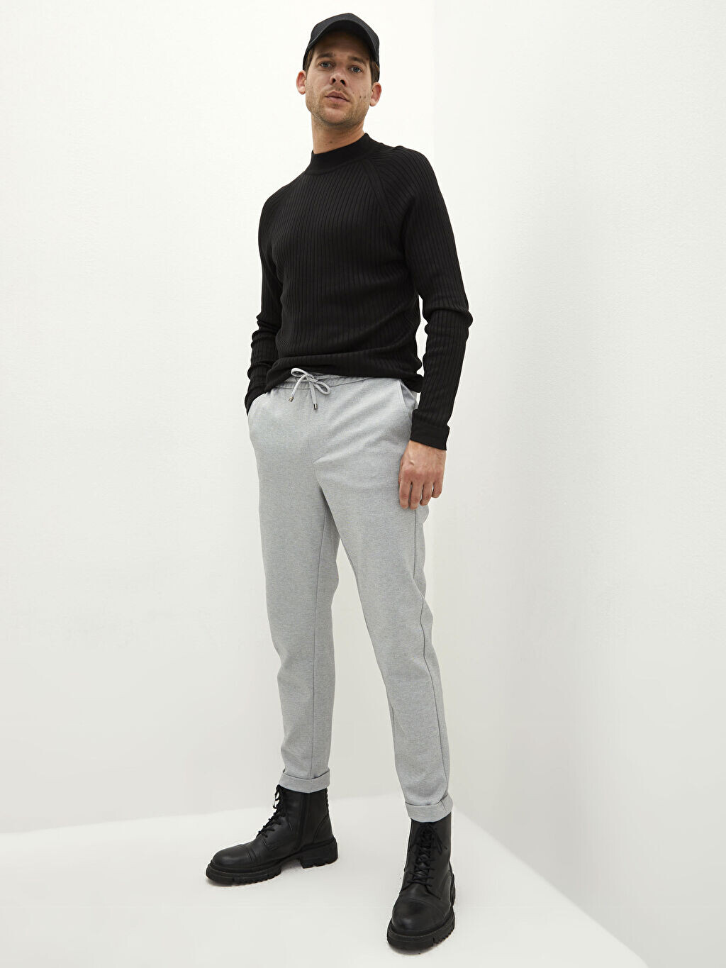 

Мужские брюки Slim Fit с эластичной резинкой на талии LCW Vision