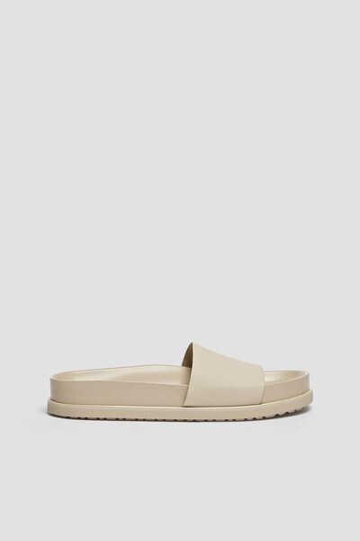 

Сандалии Minimale PULL&BEAR