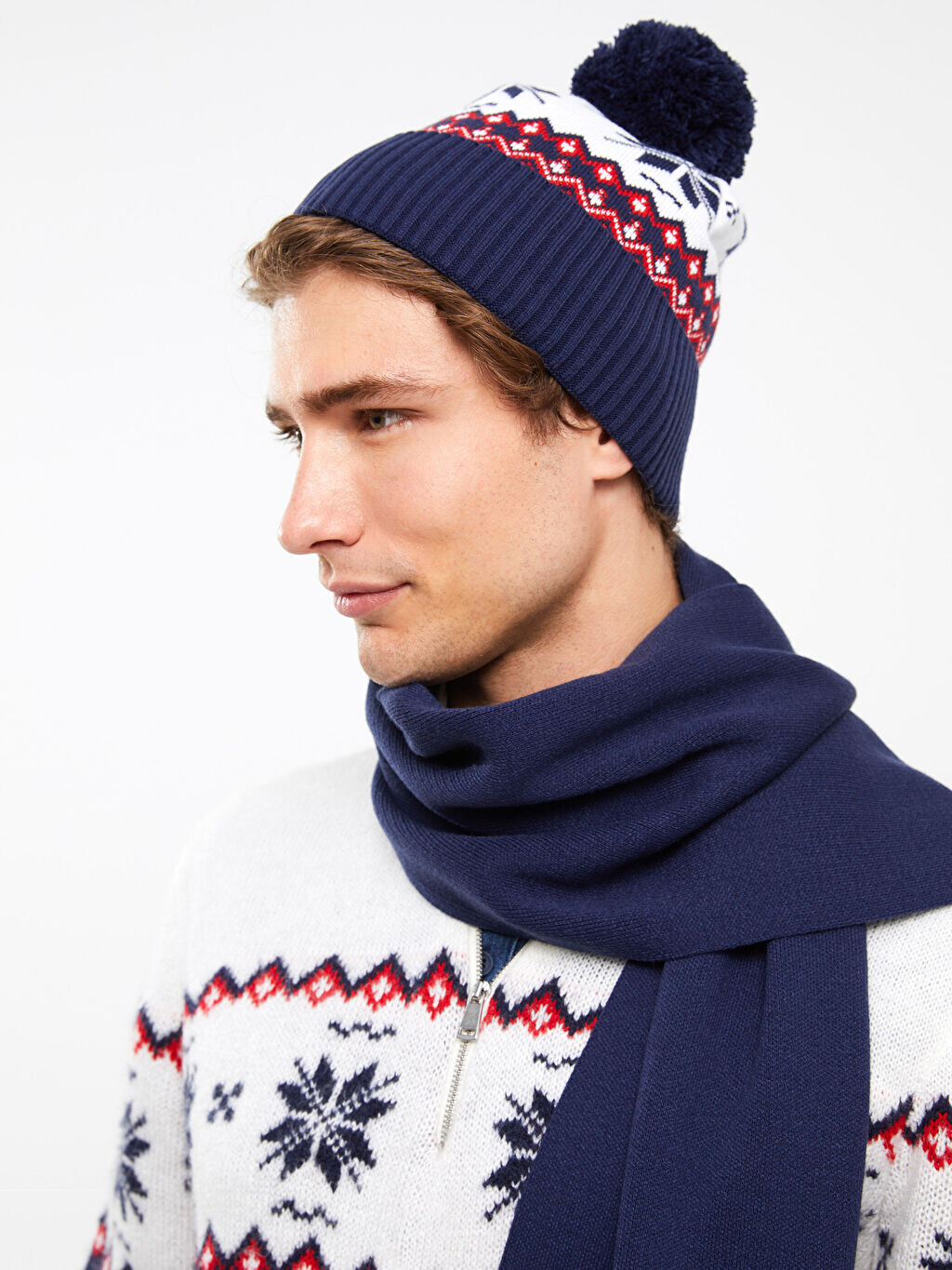 

Мужская трикотажная шапка с узорчатыми помпонами LCW Accessories