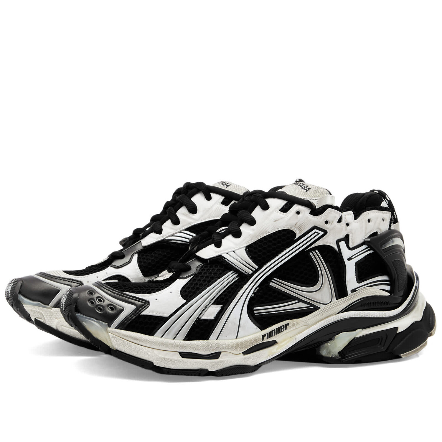 

Кроссовки Balenciaga Runner, цвет White & Black