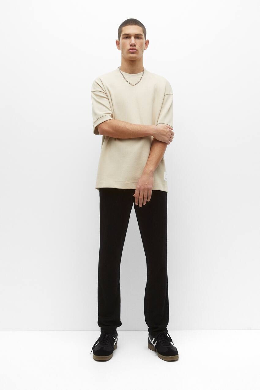 

Базовые джинсы прямого кроя Pull&Bear, черный