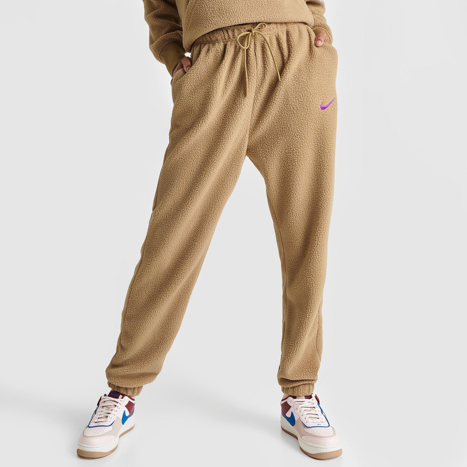 

Женские плюшевые джоггеры Nike Sportswear, коричневый