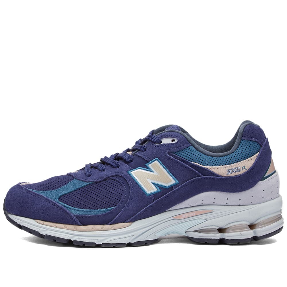 

Кроссовки New Balance M2002RWC