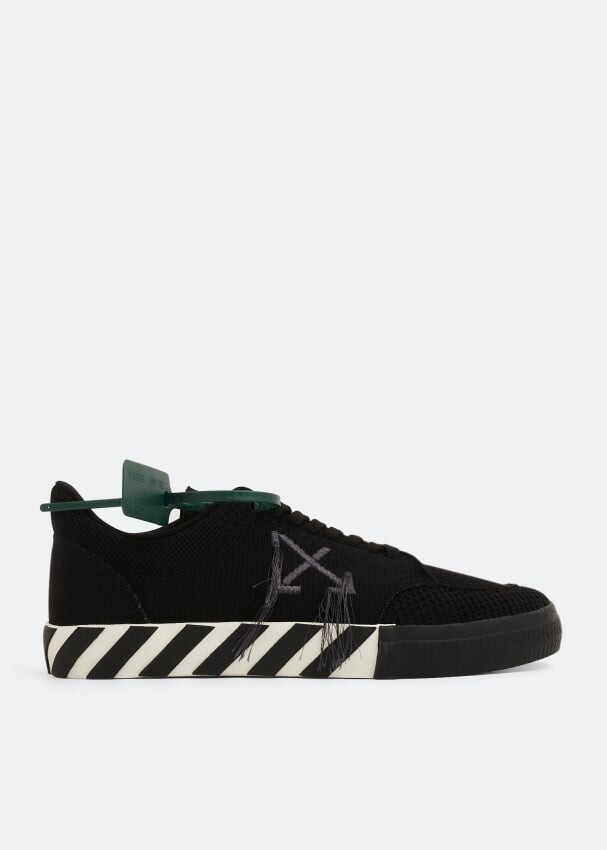 

Кроссовки OFF-WHITE Low Vulcanized sneakers, черный