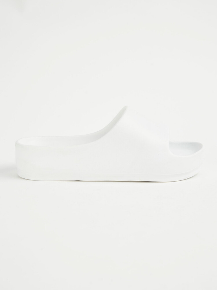 

Белые шлепанцы Flatform George., белый