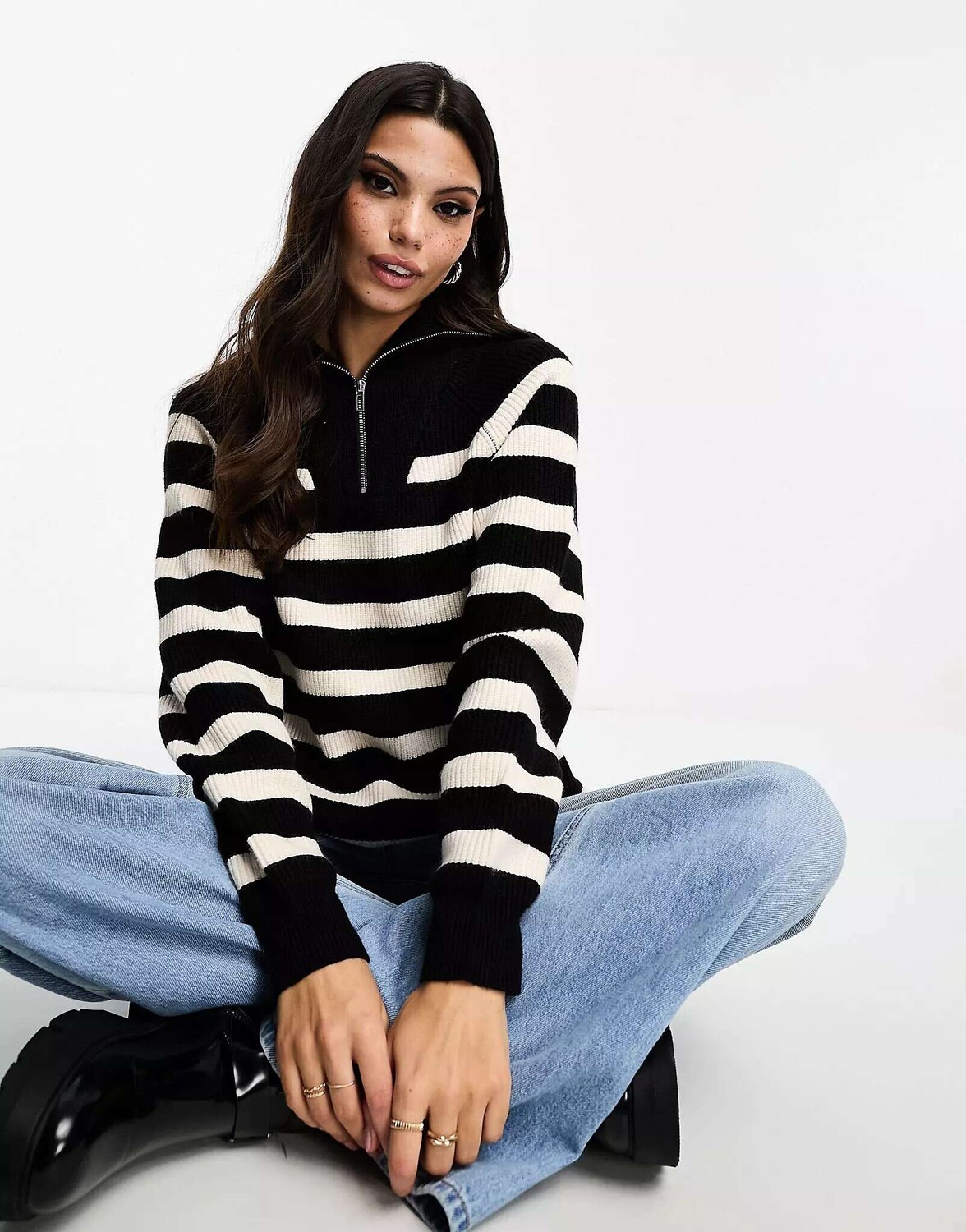 

Вязаный джемпер Miss Selfridge в черную полоску с половиной молнией