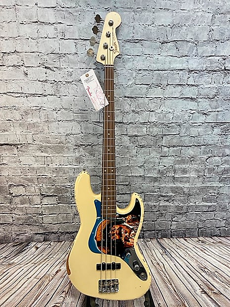alpha industries 60th anniversary Fender 60th Anniversary Road Worn '60s Jazz Bass 2020 Olympic White