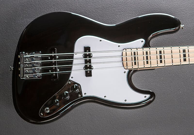

Гедди Ли Джаз Бас - Черный Fender Geddy Lee Jazz Bass -