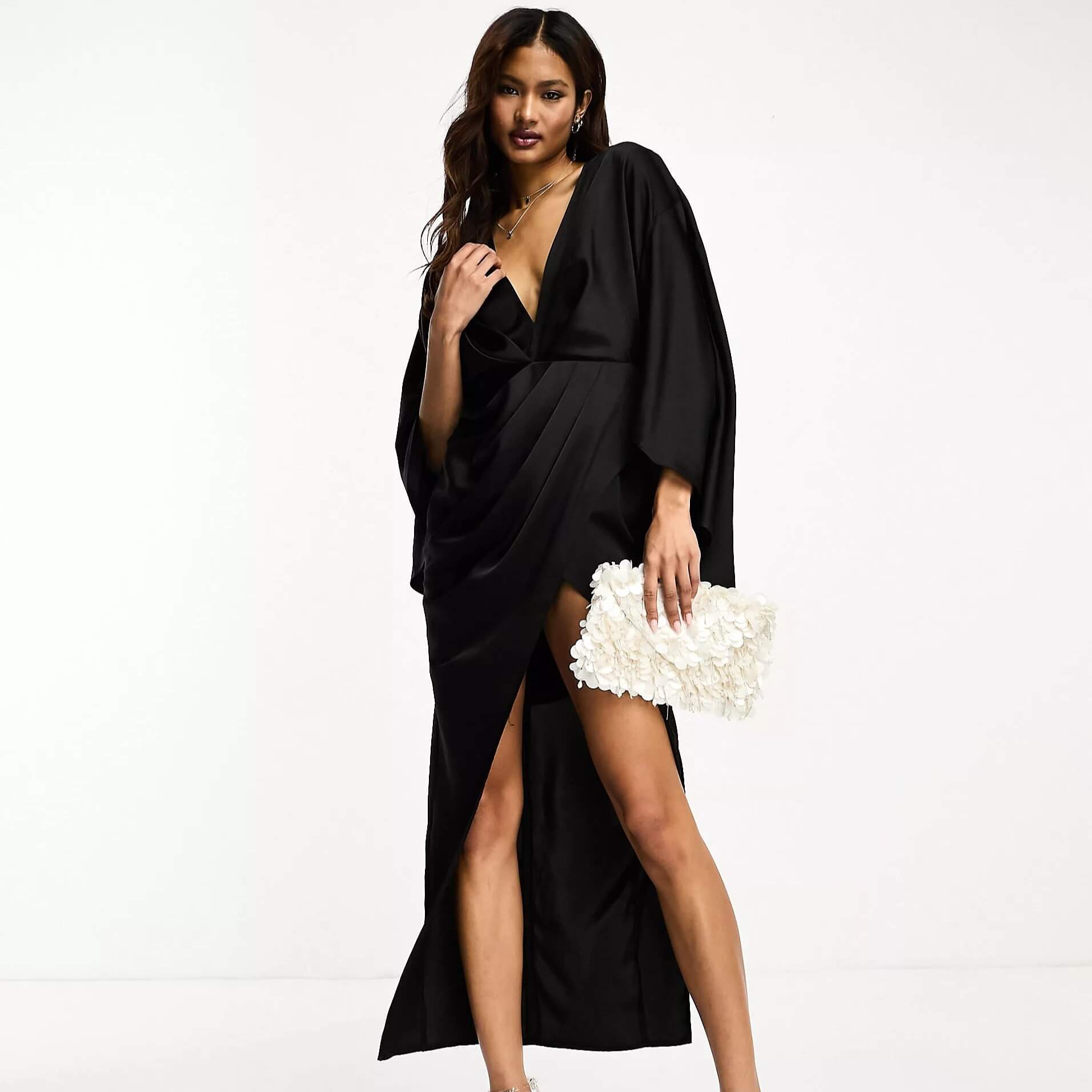 Платье Asos Design Satin Batwing Pleat Midi With Drape Skirt, черный