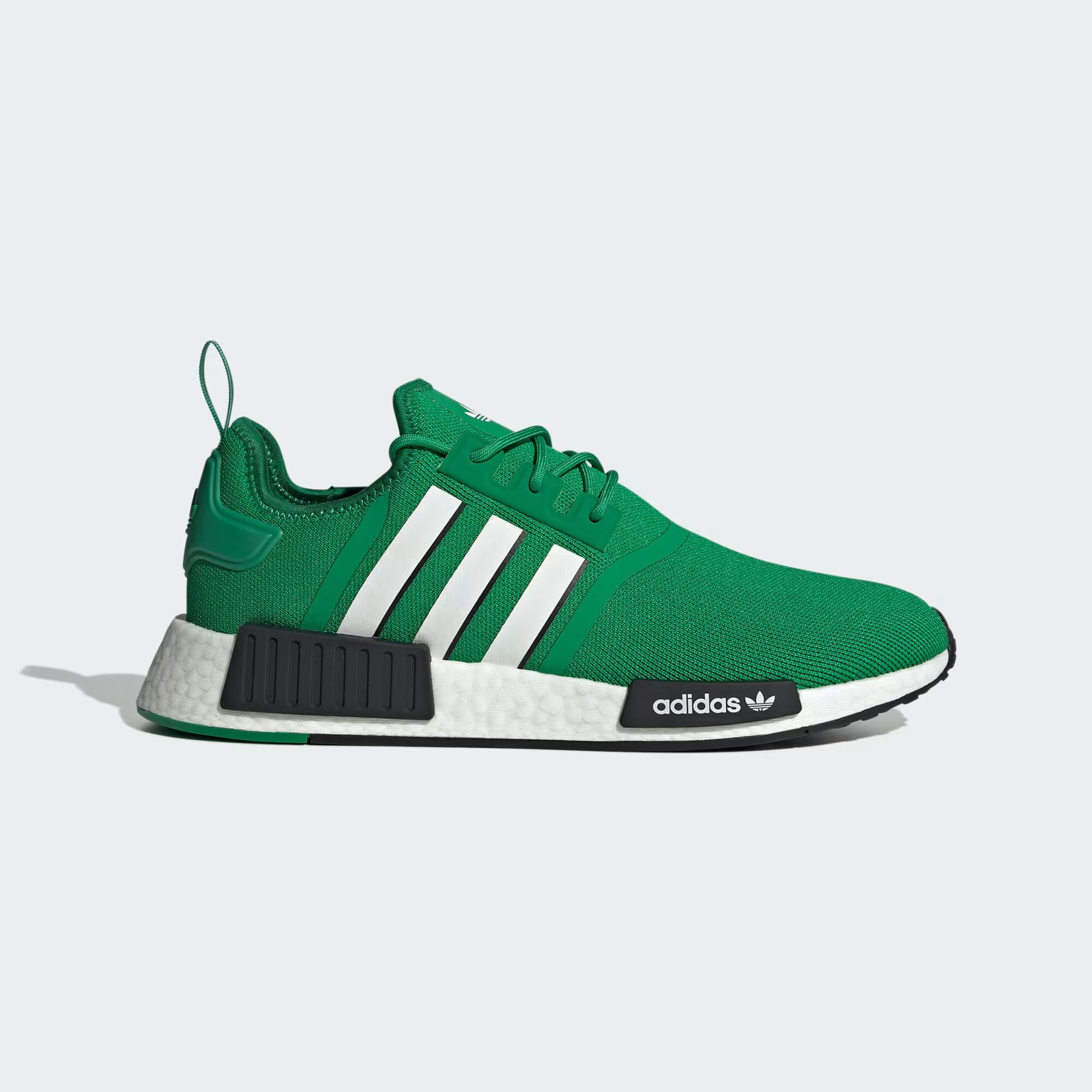 

Кроссовки NMD_R1 Adidas, цвет Green/Cloud White/Core Black