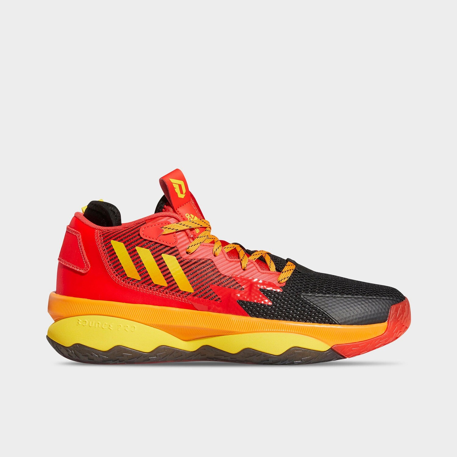 

Баскетбольные кроссовки Adidas Dame 8, красный