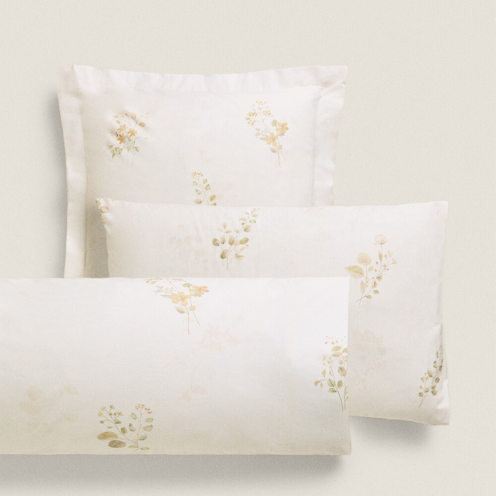 

Наволочка Zara Home Botanical Print, цветочный принт