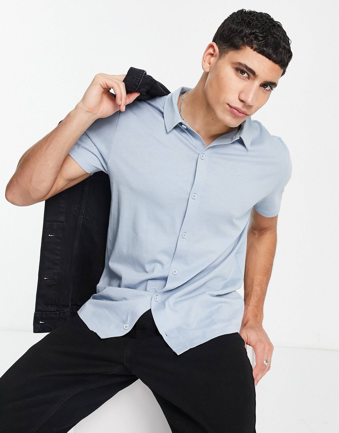 

Голубая рубашка из джерси на пуговицах ASOS DESIGN