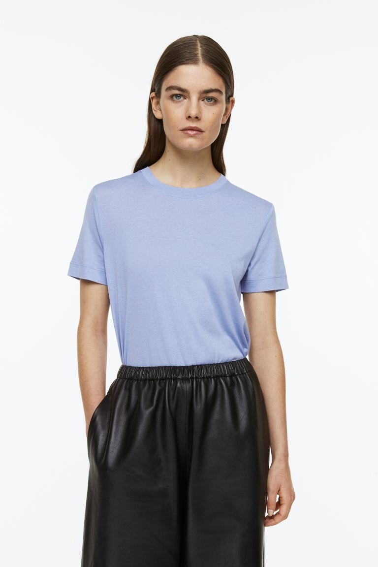 

Шелковая футболка H&M, светло-синий