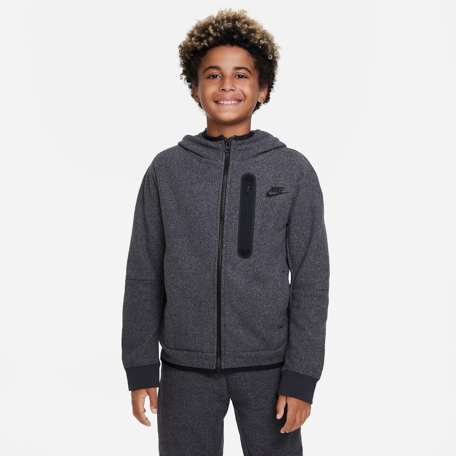 

Худи Nike Tech Fleece Winterized с молнией во всю длину для мальчиков, черный