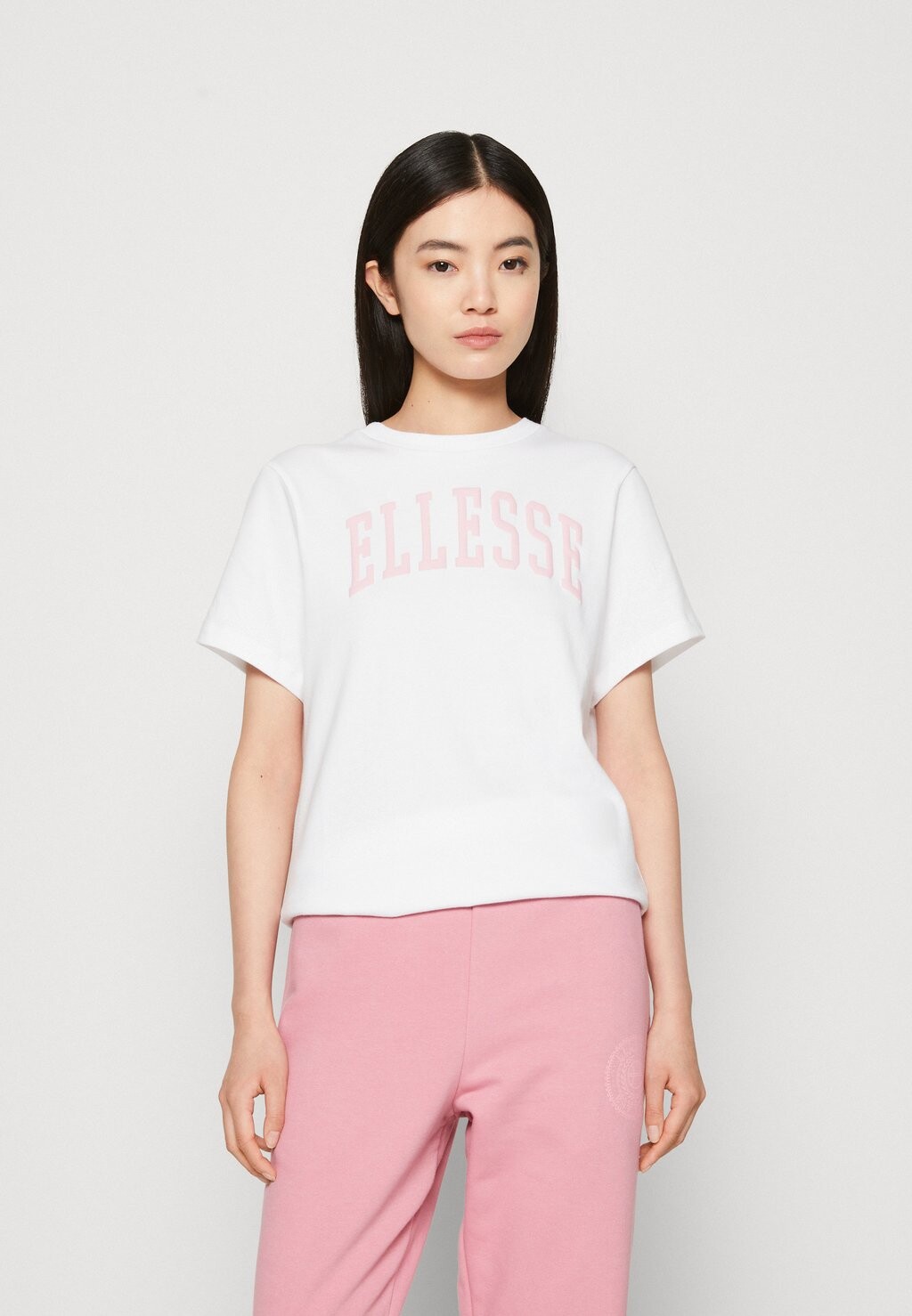 

Футболка с принтом Ellesse, белый