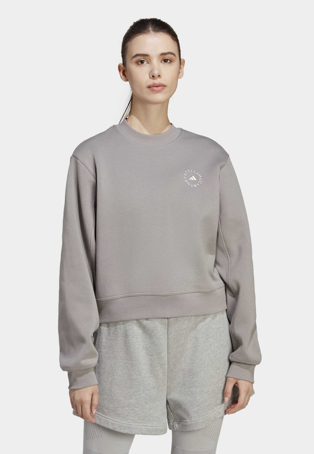 

Толстовка adidas by Stella McCartney