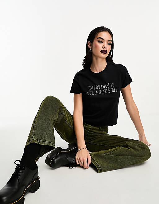 

Черная футболка с надписью ASOS DESIGN Wednesday Addams, Черный