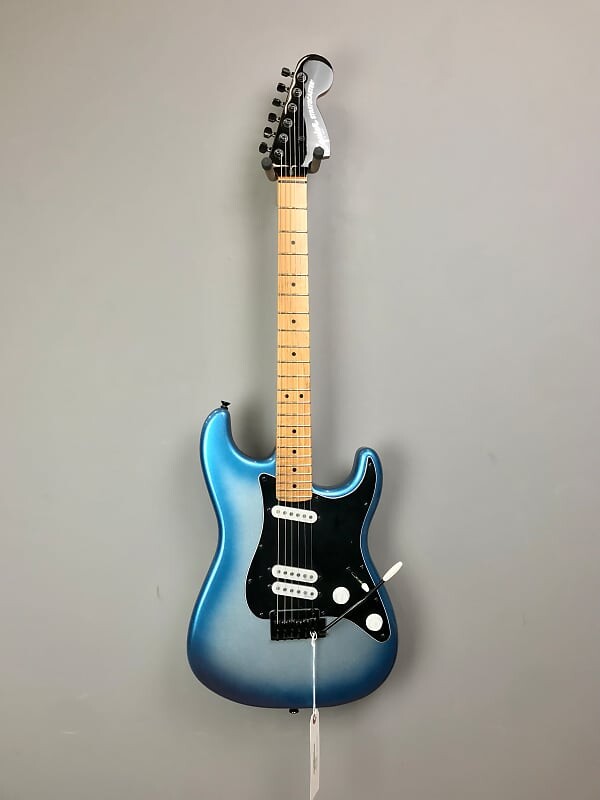 

Squier Contemporary Stratocaster Special 2021 - Present Sky Burst Metallic