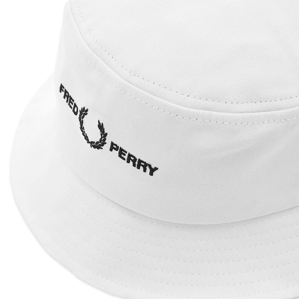 

красная шляпа-ведро Perry Twill Fred Perry Authentic