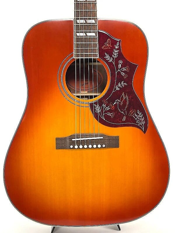 

Акустическая гитара Epiphone Hummingbird - Aged Cherry Sunburst Gloss Hummingbird Acoustic Guitar - Aged Cherry Sunburst Gloss