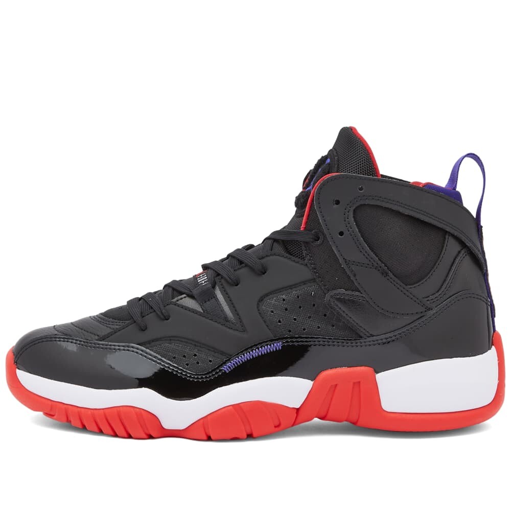 

Кроссовки Air Jordan Jumpman Two Trey, черно-красный