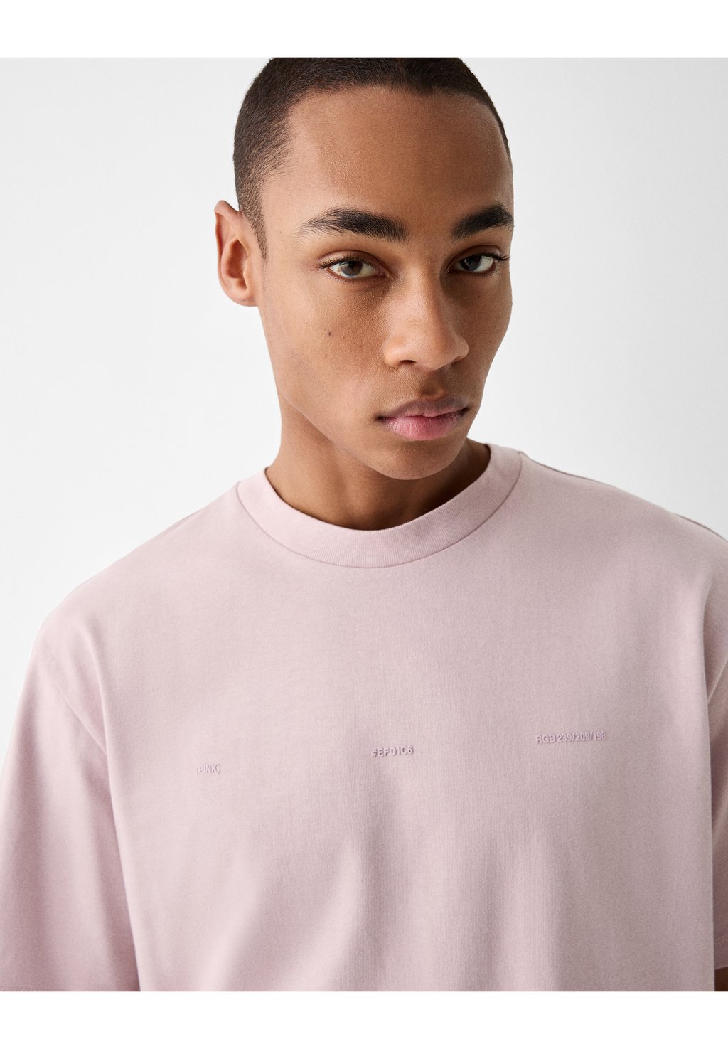 Базовая футболка Short Sleeve Boxy Fit Bershka, розовый цена и фото