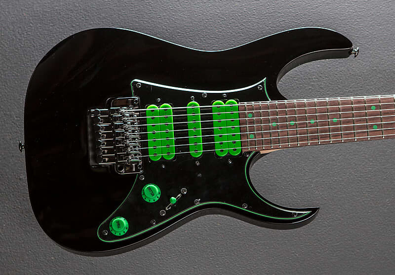 

Стив Вай UV70P - черный Ibanez Steve Vai UV70P -