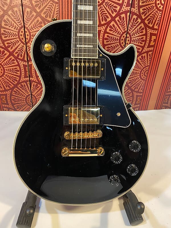 

Электрогитара Epiphone Les Paul Custom — Ebony... Open Box Demo