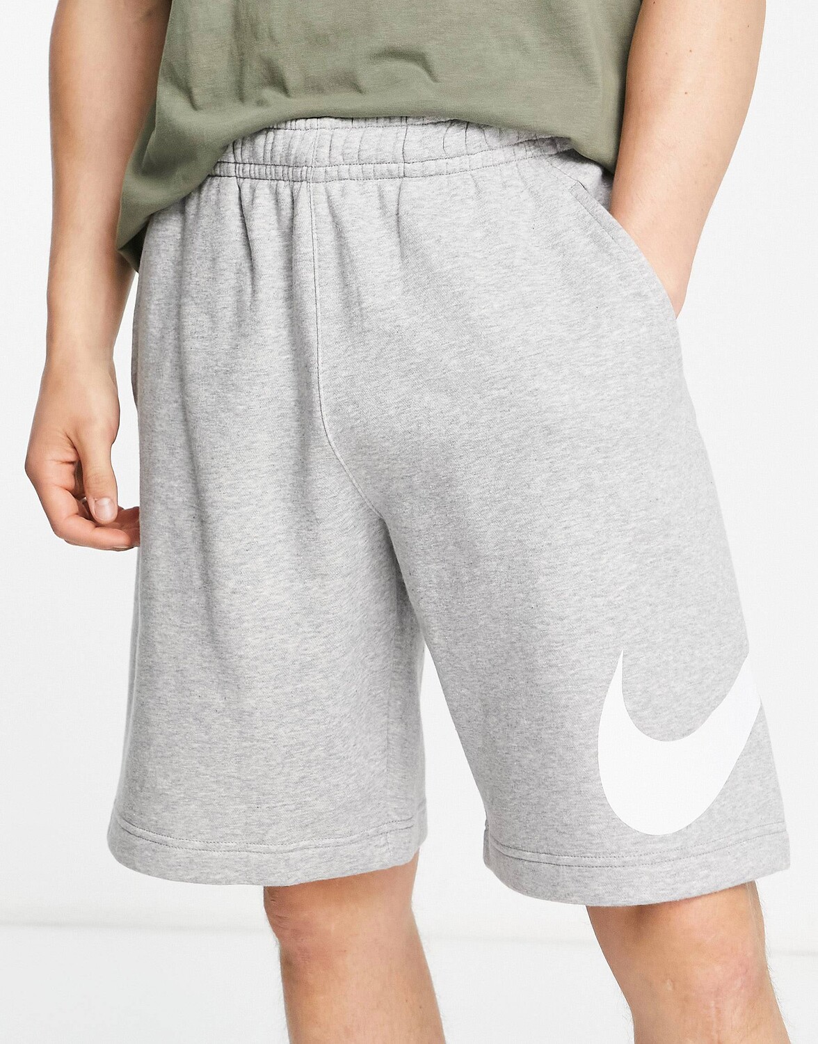 

Шорты Nike Club, серо-белый