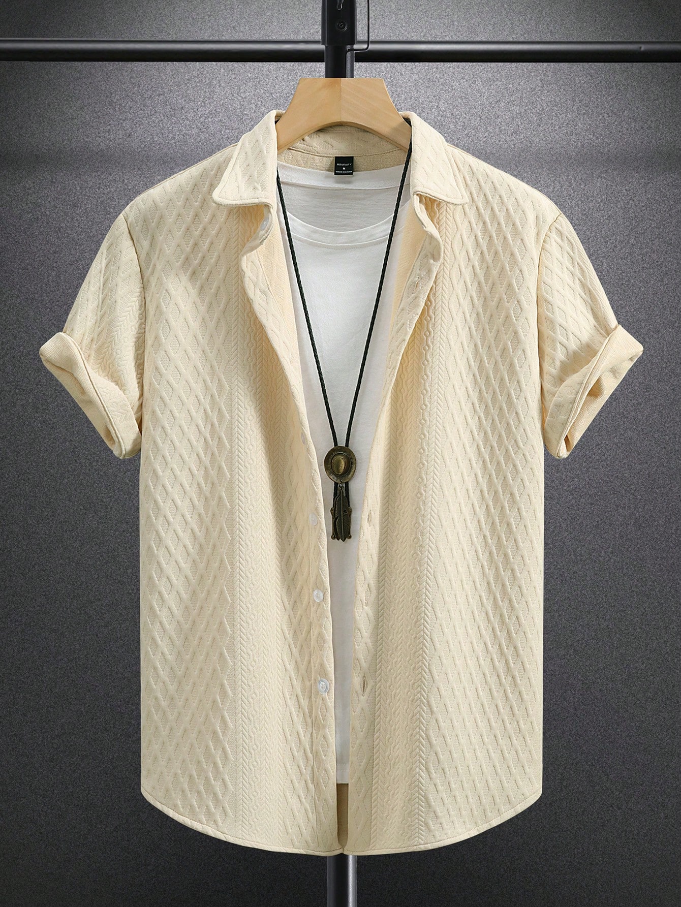 Мужская рубашка с коротким рукавом с тиснением сердца Manfinity Hypemode, хаки текстурированная однотонная мужская футболка поло cb drytec genre cutter