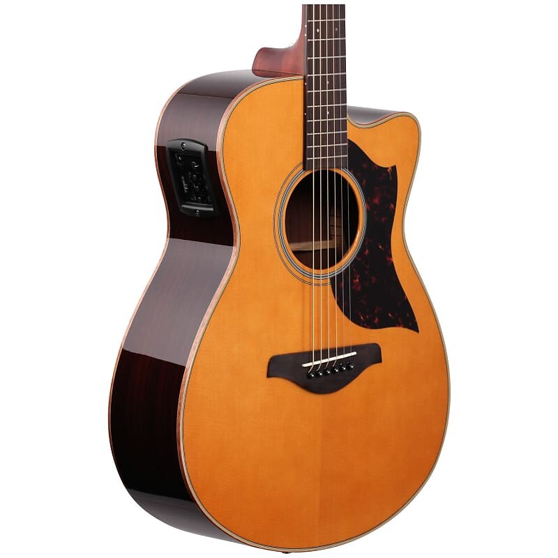 

Концертная электроакустическая гитара Yamaha AC1R, Vintage Natural (с дефектом футляра)