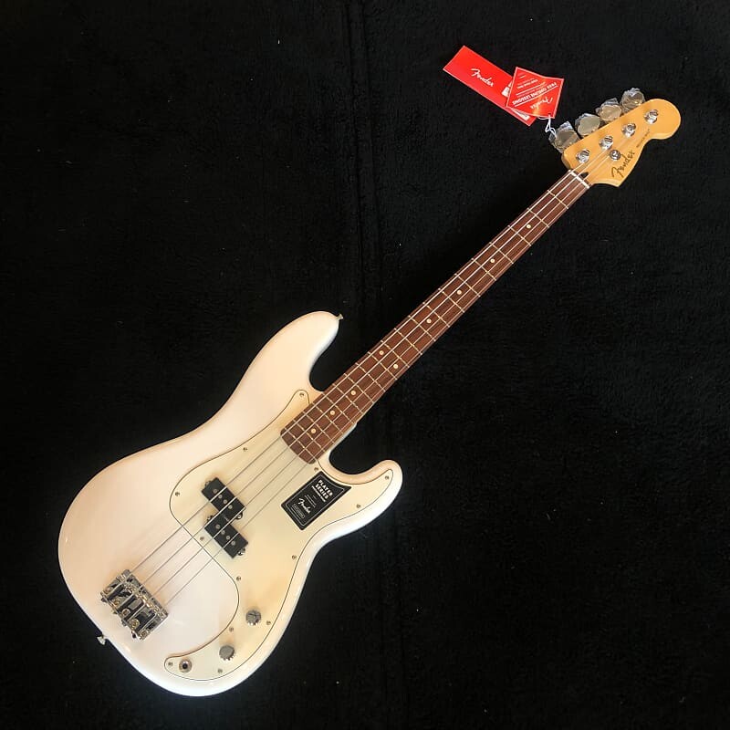 

Fender Player Precision Bass Pau Ferro PF Polar White 7 фунтов, 14 унций MX21011069