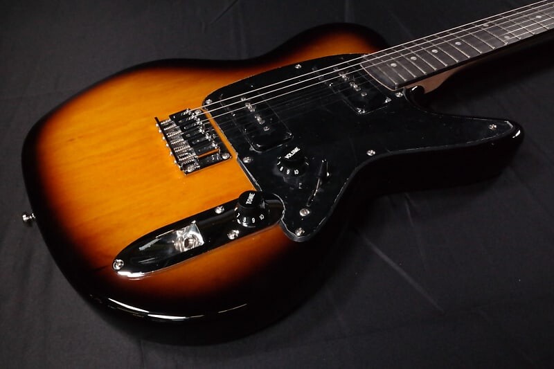 

Ibanez Noodles Ndm5 Signature 6-String Electric Guitar 2-Color Sunburst 510 NDM5SB