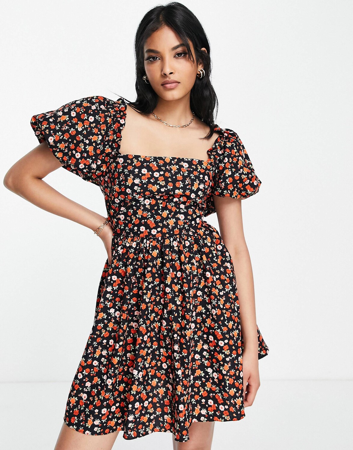

Платье Topshop из хлопкового поплина красного цвета с цветочным принтом