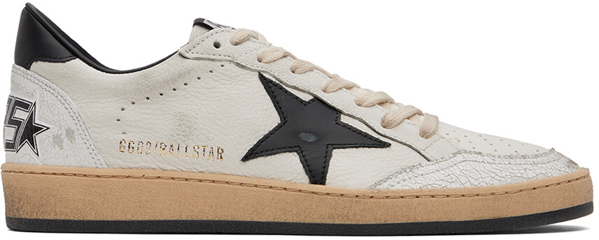 

Белые кроссовки Golden Goose со звездами