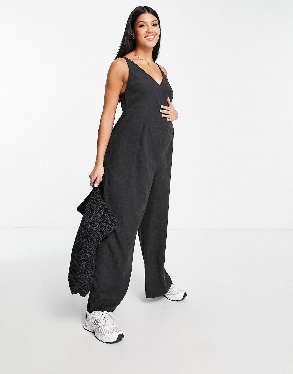 

Черный комбинезон из купро с кольцом на спине ASOS Maternity