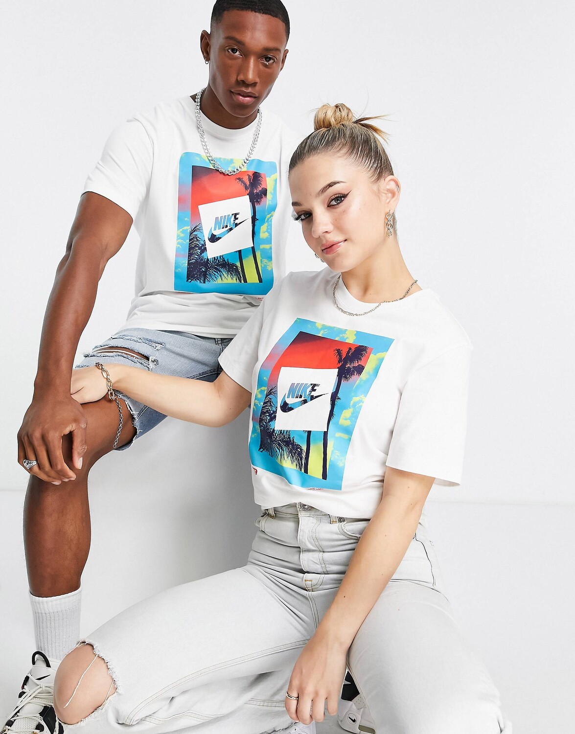 

Белая футболка унисекс с принтом ладоней Nike унисекс Heatwave