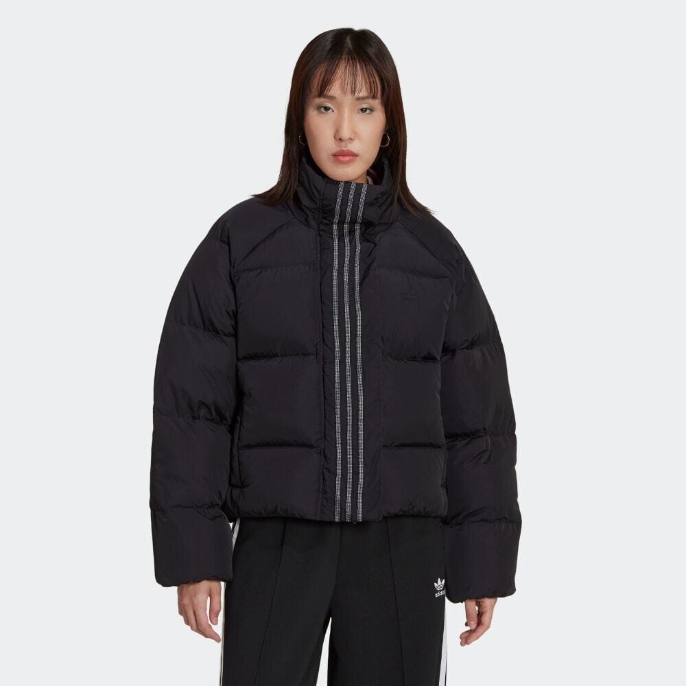

Пуховик adidas Originals Down Short, черный