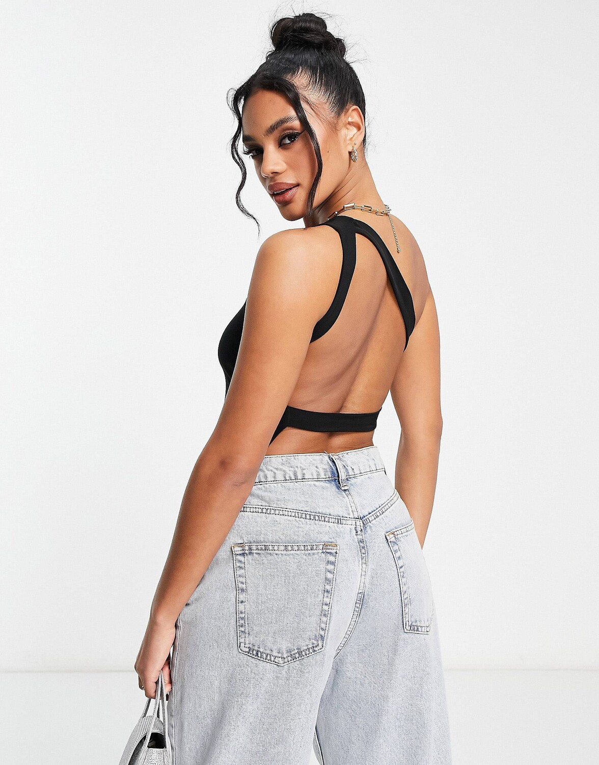 

Черный обтягивающий топ на бретельках сзади ASOS DESIGN