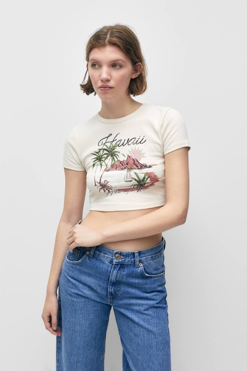 

Футболка с короткими рукавами и пейзажной графикой Pull&Bear, экрю