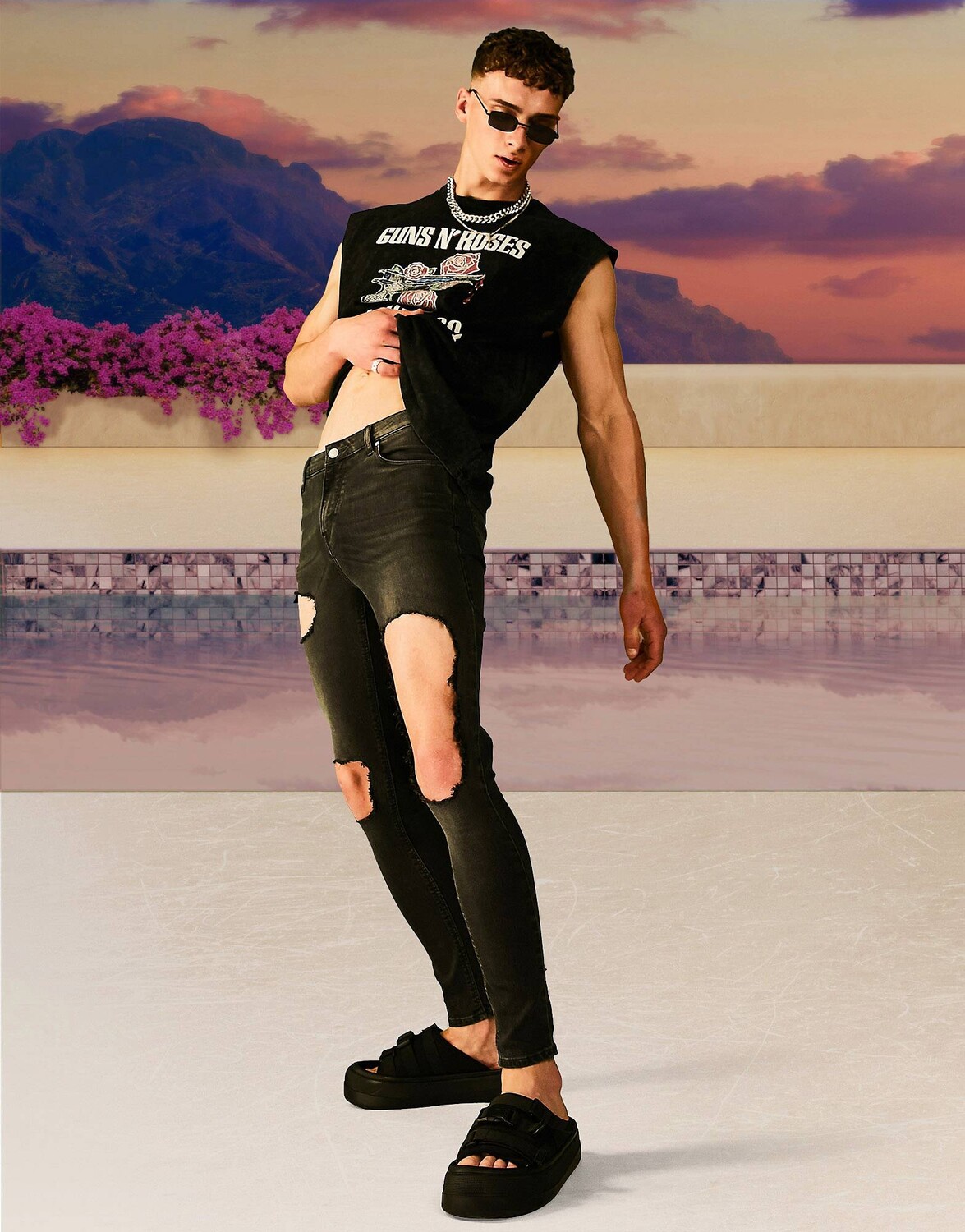 

Джинсы ASOS DESIGN Power Stretch черного цвета с сильными прорезами