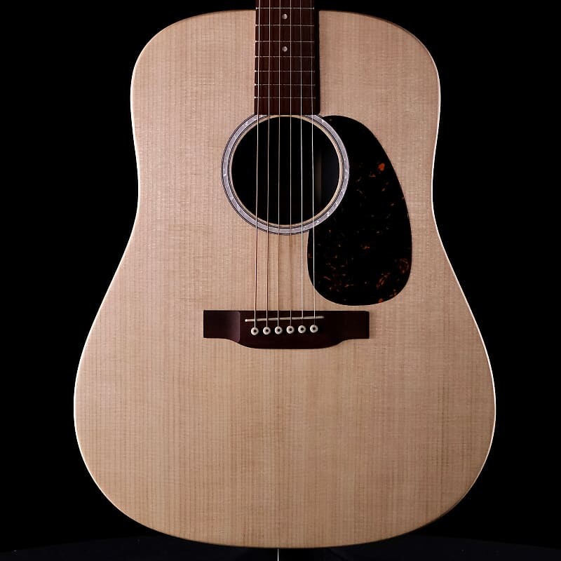

Акустическая электрогитара Martin D-X2E Dreadnought - Natural с фигурным коа