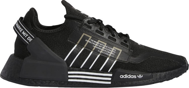 цена Мужские кроссовки Adidas NMD R1 V2, черный/белый